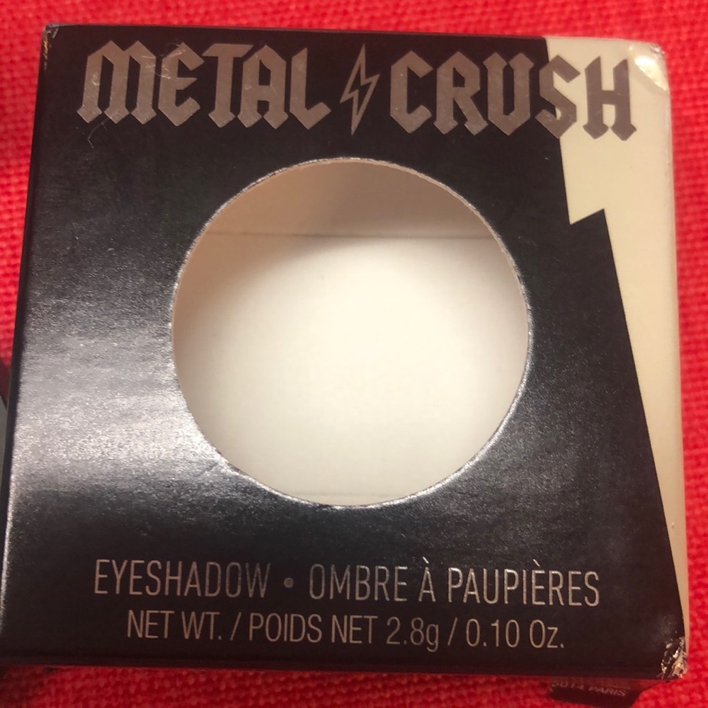 Kat Von D Metal Crush Eyeshadow - Picture 4 of 4